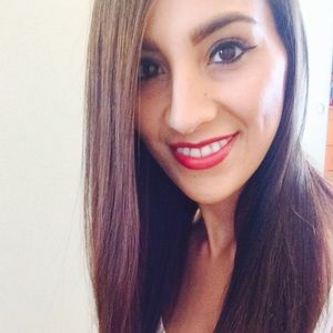 Meet your Posher, Josefina