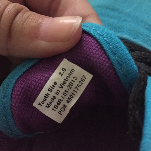 Vans - Picture 4 of 4