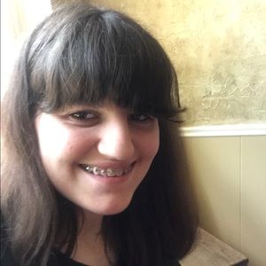 Meet your Posher, Rebecca