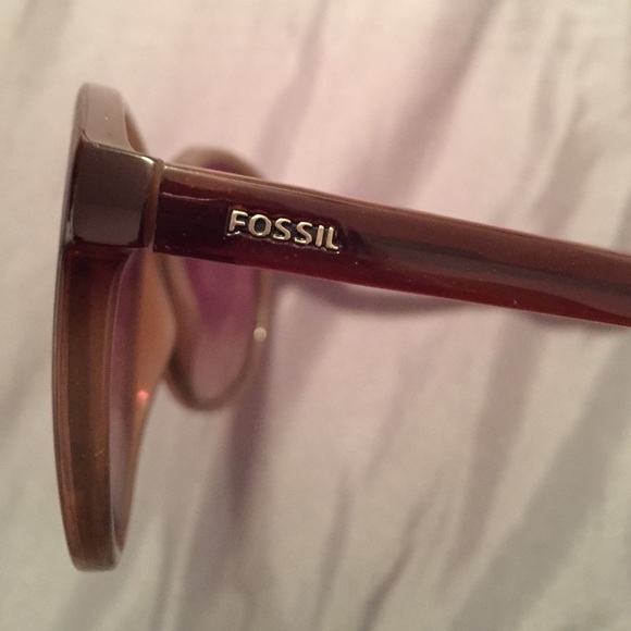 Fossil Sunglasses - Picture 2 of 2