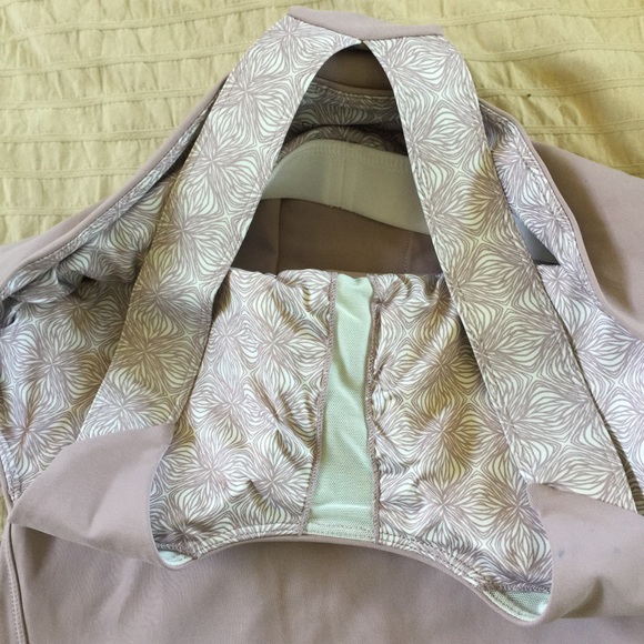 Workout Bran Tank - Picture 4 of 4