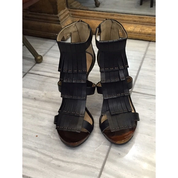 BCBG shoes