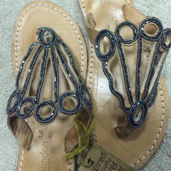 Laidback London sandals - Picture 3 of 3