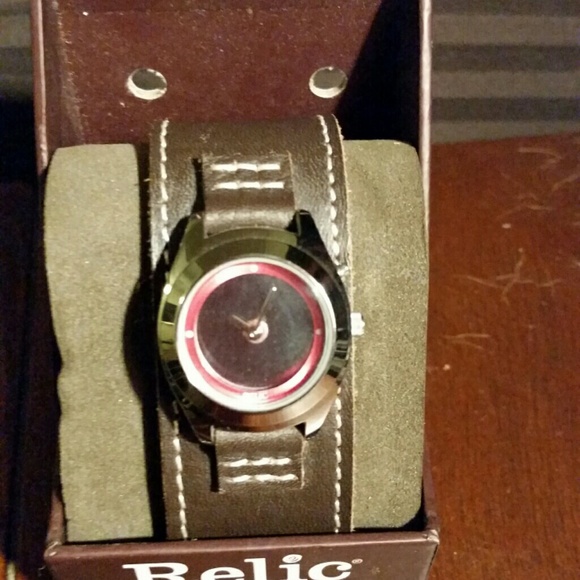 Relic brown leather watch