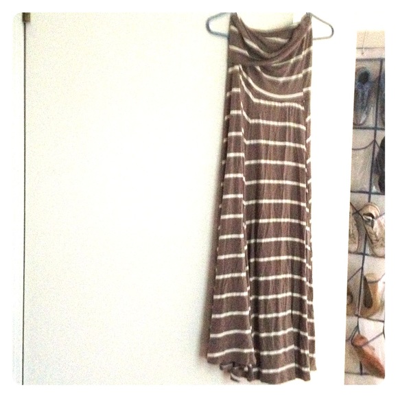 Gray/ white striped maxi skirt