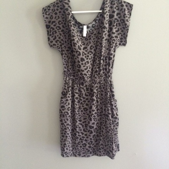 Dress - Picture 1 of 2