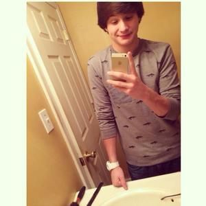 Meet your Posher, Evan