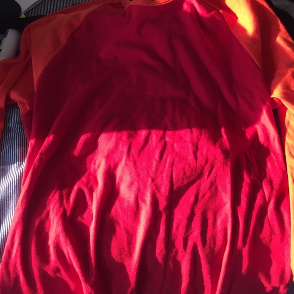 Baseball tee