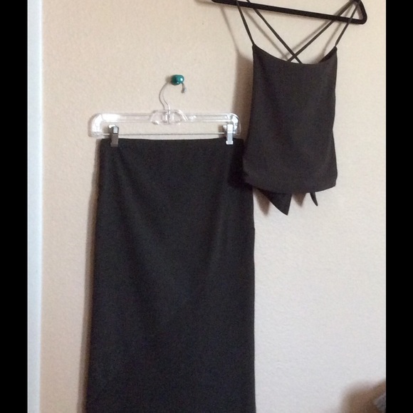 2 piece olive color dress outfit - Picture 1 of 4