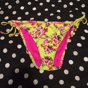 Betsey Johnson True Love String Bikini Bottom