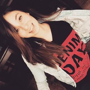 Meet your Posher, Deyana