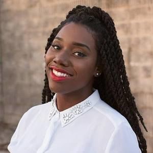 Meet your Posher, Janet