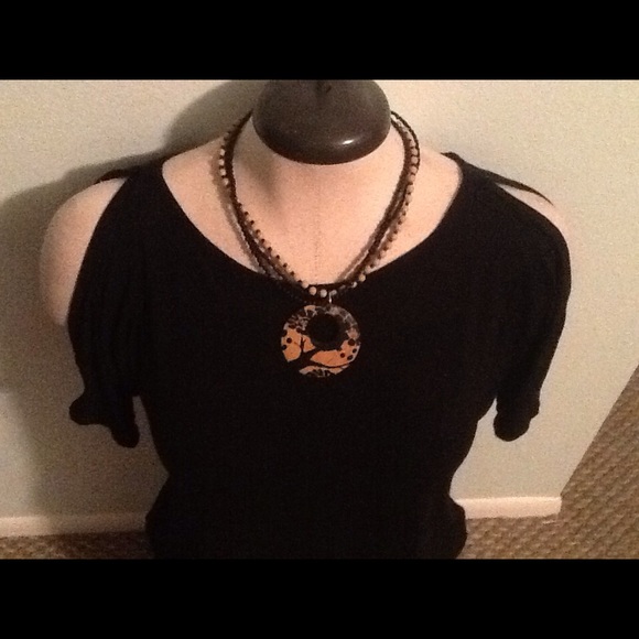 Black Top - Picture 2 of 3