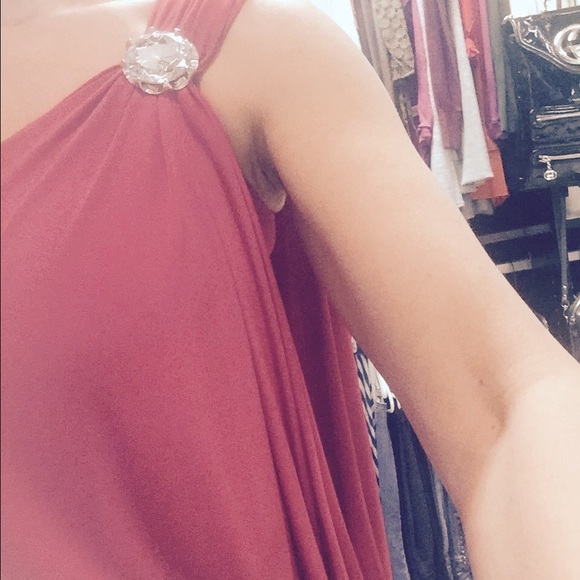 Red Top - Picture 2 of 2