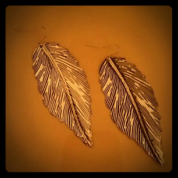Jewelry - Feather Earrings