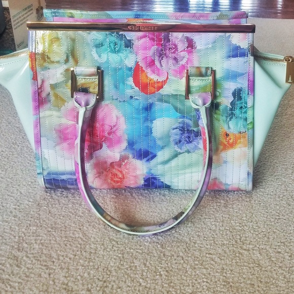 Ted Baker Handbags - Ted Baker Floral Kerie Sugar Sweet Tote