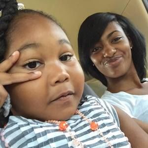 Meet your Posher, Tamara