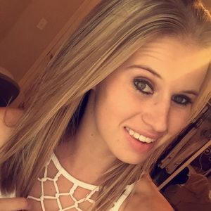 Meet your Posher, Renee