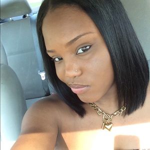 Meet your Posher, Antonia