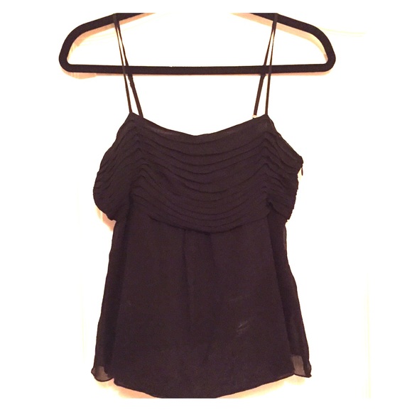 Black tank top!