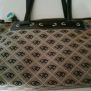 D&B purse