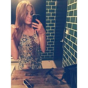 Meet your Posher, Vanessa