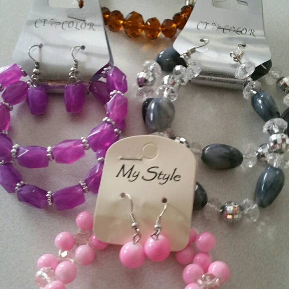 Bracelets - Picture 4 of 4