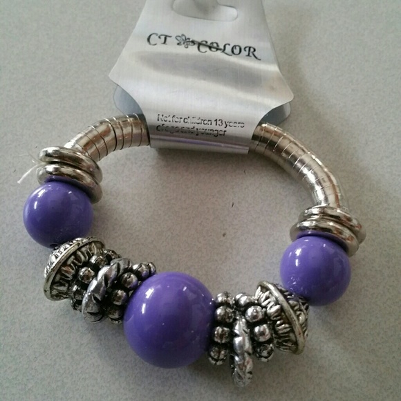 Bracelets - Picture 2 of 4