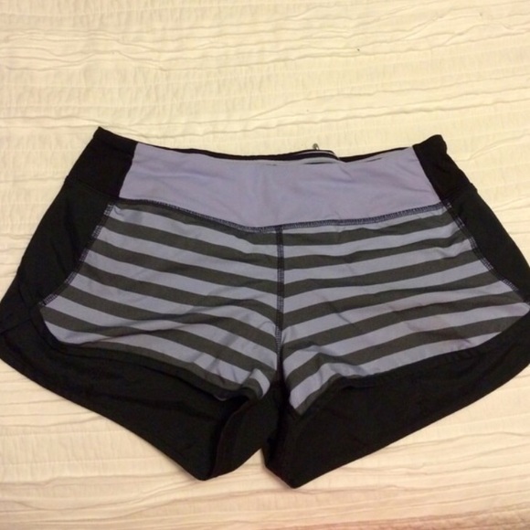 LULULEMON polar haze & black striped shorts