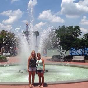 Meet your Posher, Abbie