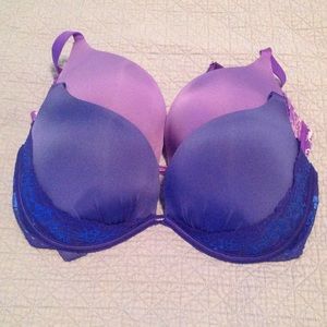 2 Victoria Secret Bras