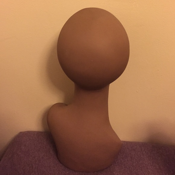 Longem Mannequin Head - Picture 2 of 3