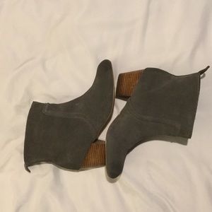 Booties!! 💕 Grey Suede