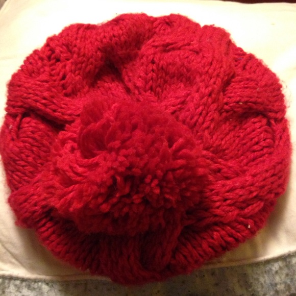 Knit oversized beanie with Pom Pom on top