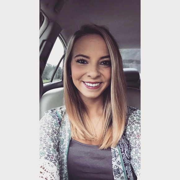 Meet your Posher, Cortney - Picture 1 of 1