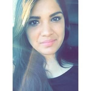 Meet your Posher, Danielle