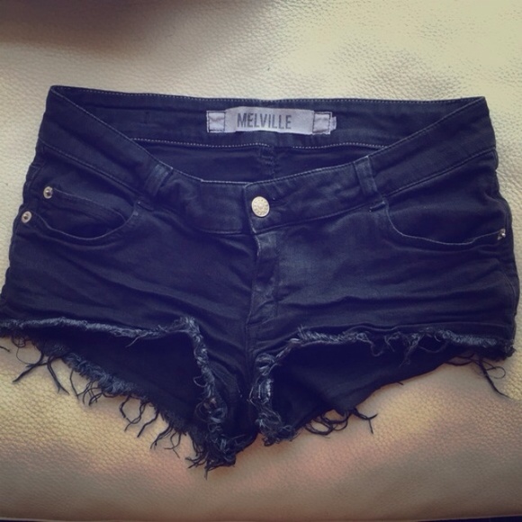 Black brandy Melville shorts