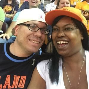 Meet your Posher, Robert