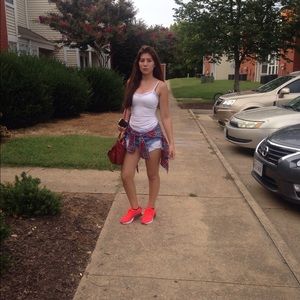 Meet your Posher, Vanessa