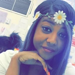 Meet your Posher, Janelle