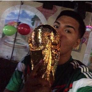 Meet your Posher, Daniel