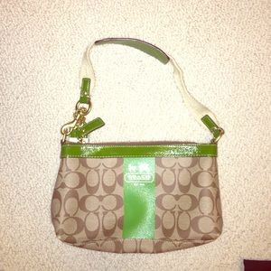 Coach shoulder bag - tan with lime detail