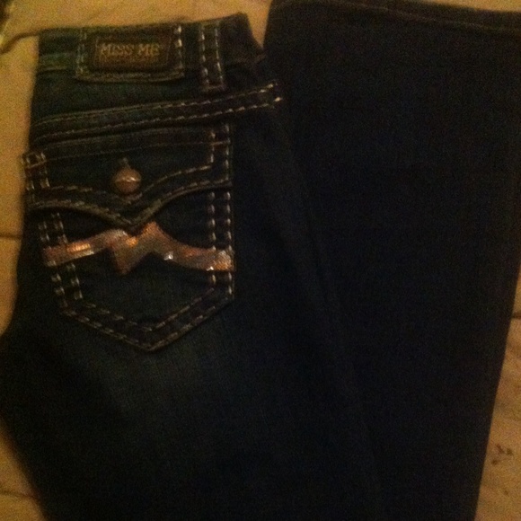 Miss Me Boot Cut Jeans - Picture 3 of 3