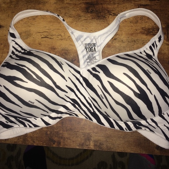 VS sports bra