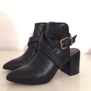 Report Signature Turner Boot