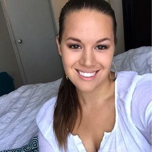 Meet your Posher, Haley