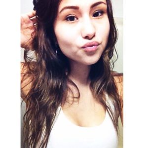 Meet your Posher, Carina