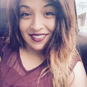 Meet your Posher, Monique