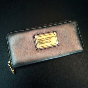 Marc by Marc Jacobs Classic Q Slim Zip Wallet