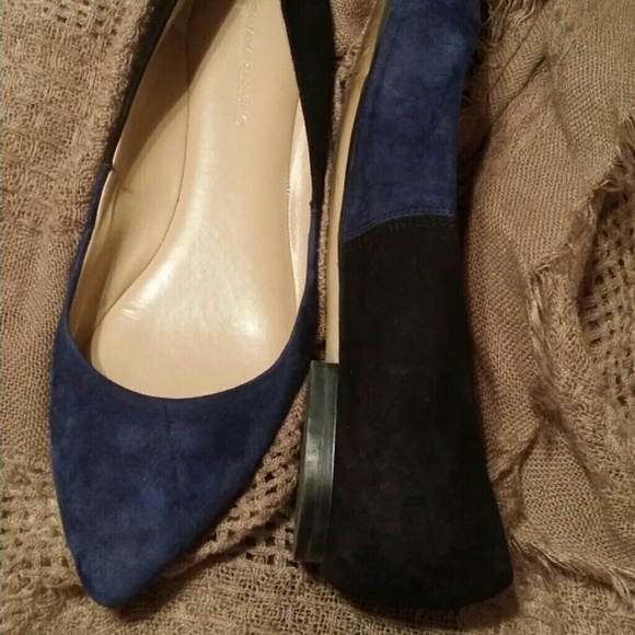 Banana republic blue & black leather flats